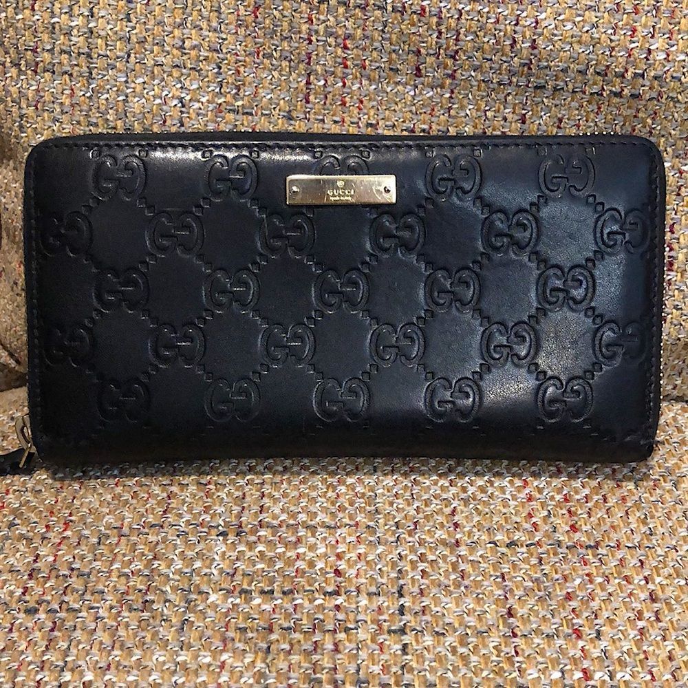 GUCCI GUCCISSMA GG Embossed Black Leather Continental Full Zip Wallet